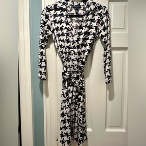 INC International Concepts Black and White Abstract Print Dress